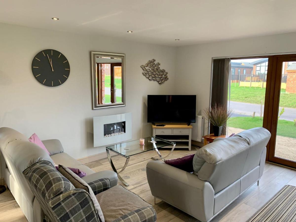 31 Cherry East Riding Of Yorkshire Hot Tub & Fishing Garton 外观 照片